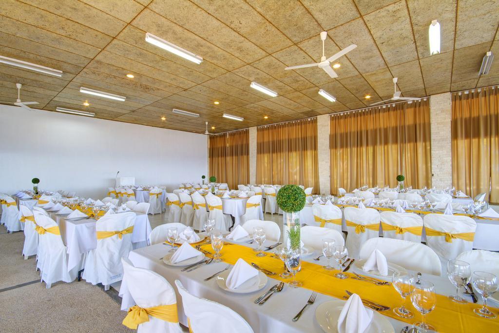 Sta. Monica Beach Club ドゥマゲティ エクステリア 写真
