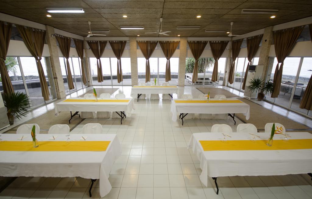 Sta. Monica Beach Club ドゥマゲティ エクステリア 写真